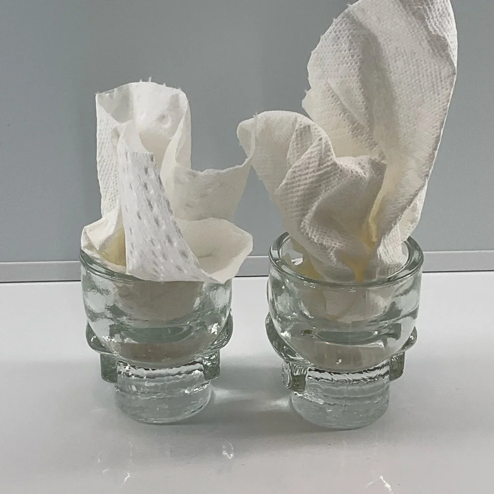 UNBRANDED Skull Shot Glasses Set of 2 Halloween Party Figural